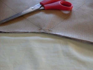 Como cortar tecidos finos
